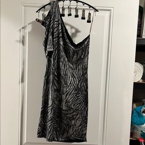 Elegant Black and Gray One-Shoulder Dress